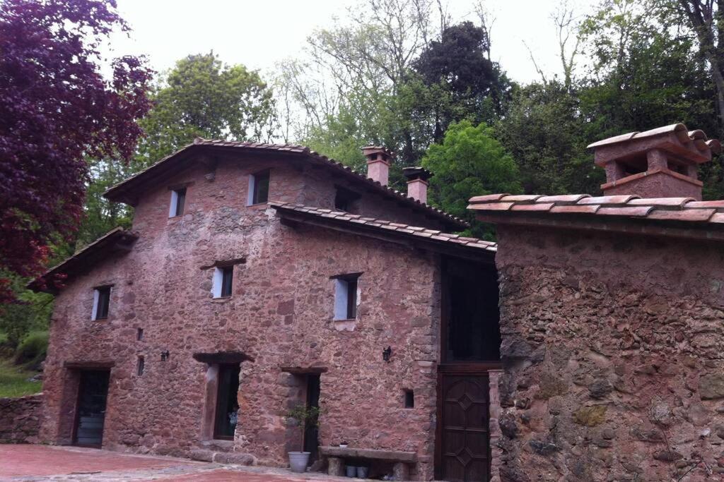 La Badenca. Masia Catalana Del S. XVII Riudaura Exteriér fotografie
